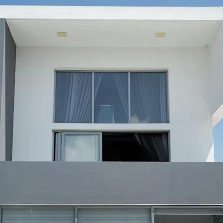 Luxury 3Bedroom Loft Style Apartment Famagusta  Exterior photo