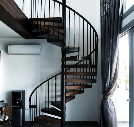 Luxury 3Bedroom Loft Style Apartment