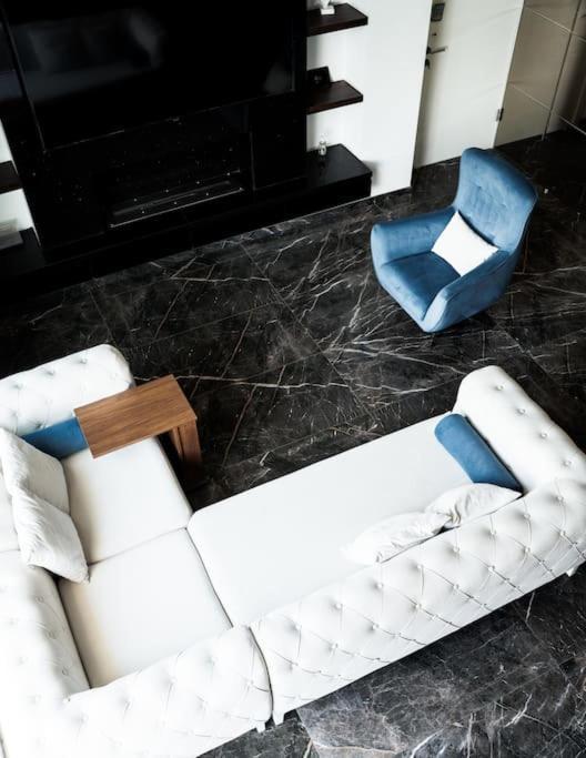 Apartment Luxury 3bedroom Loft Style *